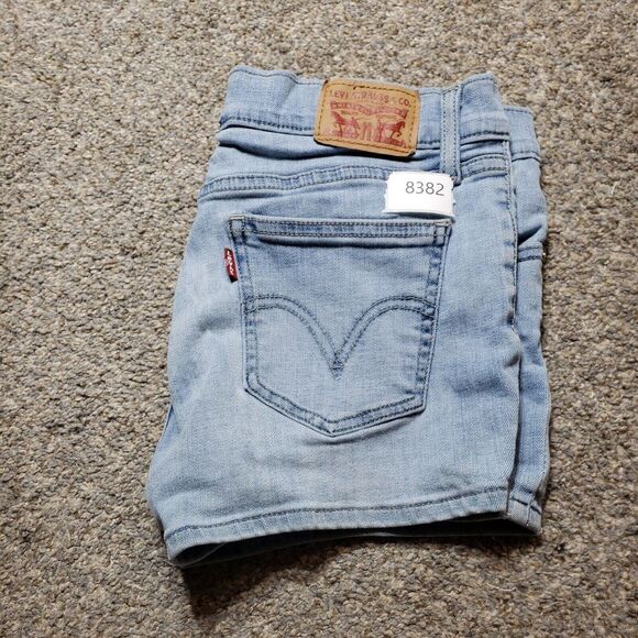 Levis Shorts Womens 28 Blue Light Wash Denim - Picture 13 of 13